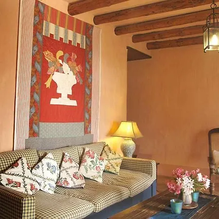 Sleeps 4 Pool Wifi Appartamento